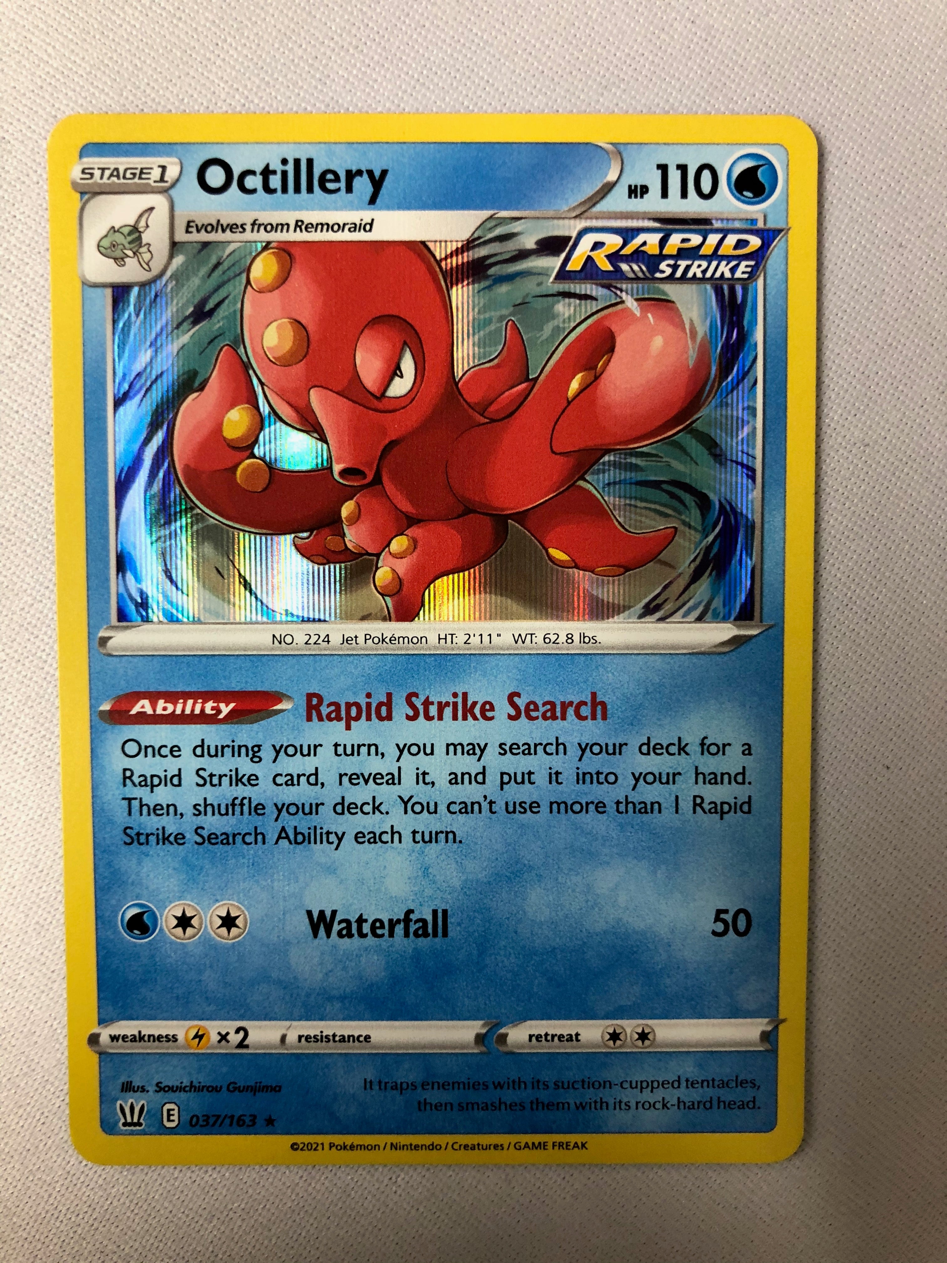 TCG Pokémon Elite Trainer Box SS05 Battle Styles - Rapid Strike