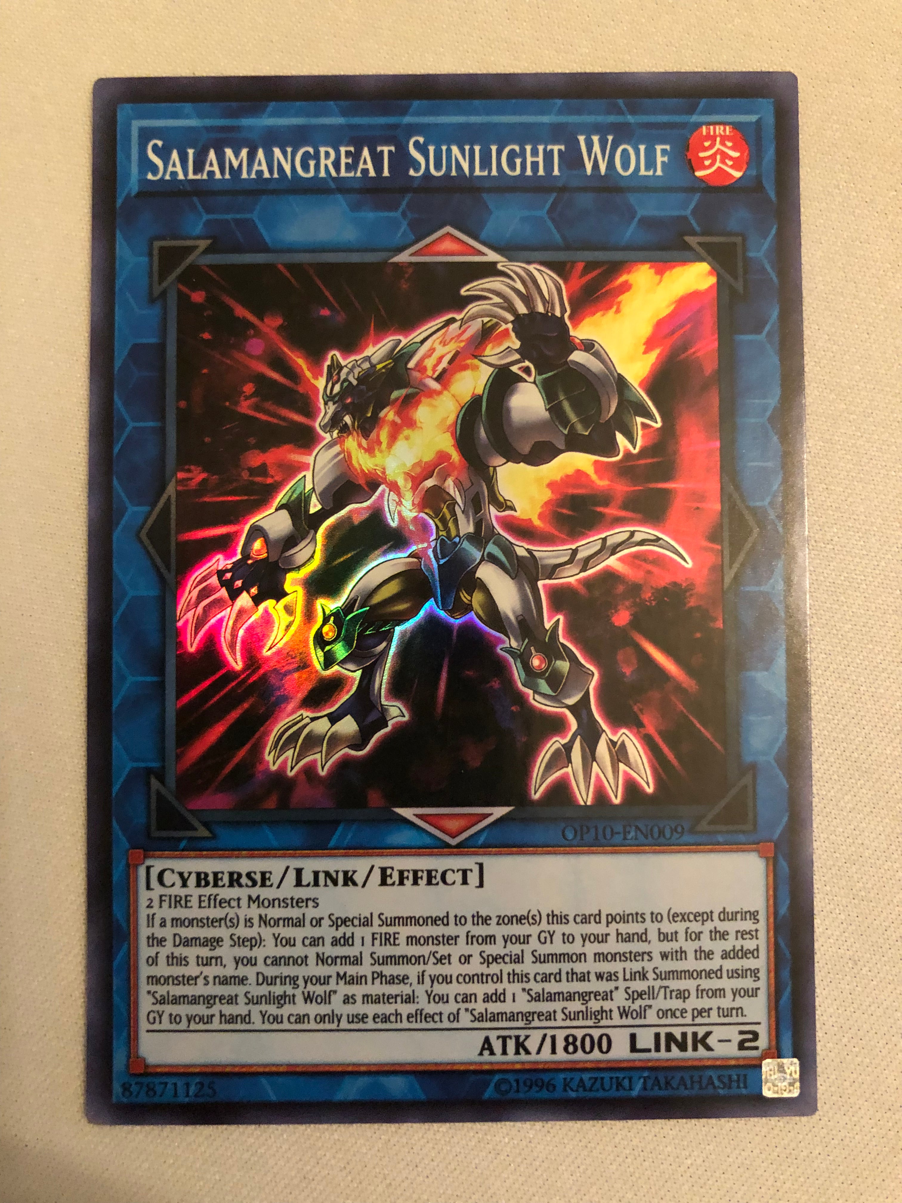 Yugioh Salamangreat Sunlight Wolf OP10-EN009 Super Rare Near Mint Yugioh Salamangreat Sunlight Wolf OP10-EN009 Super Rare Near Mint