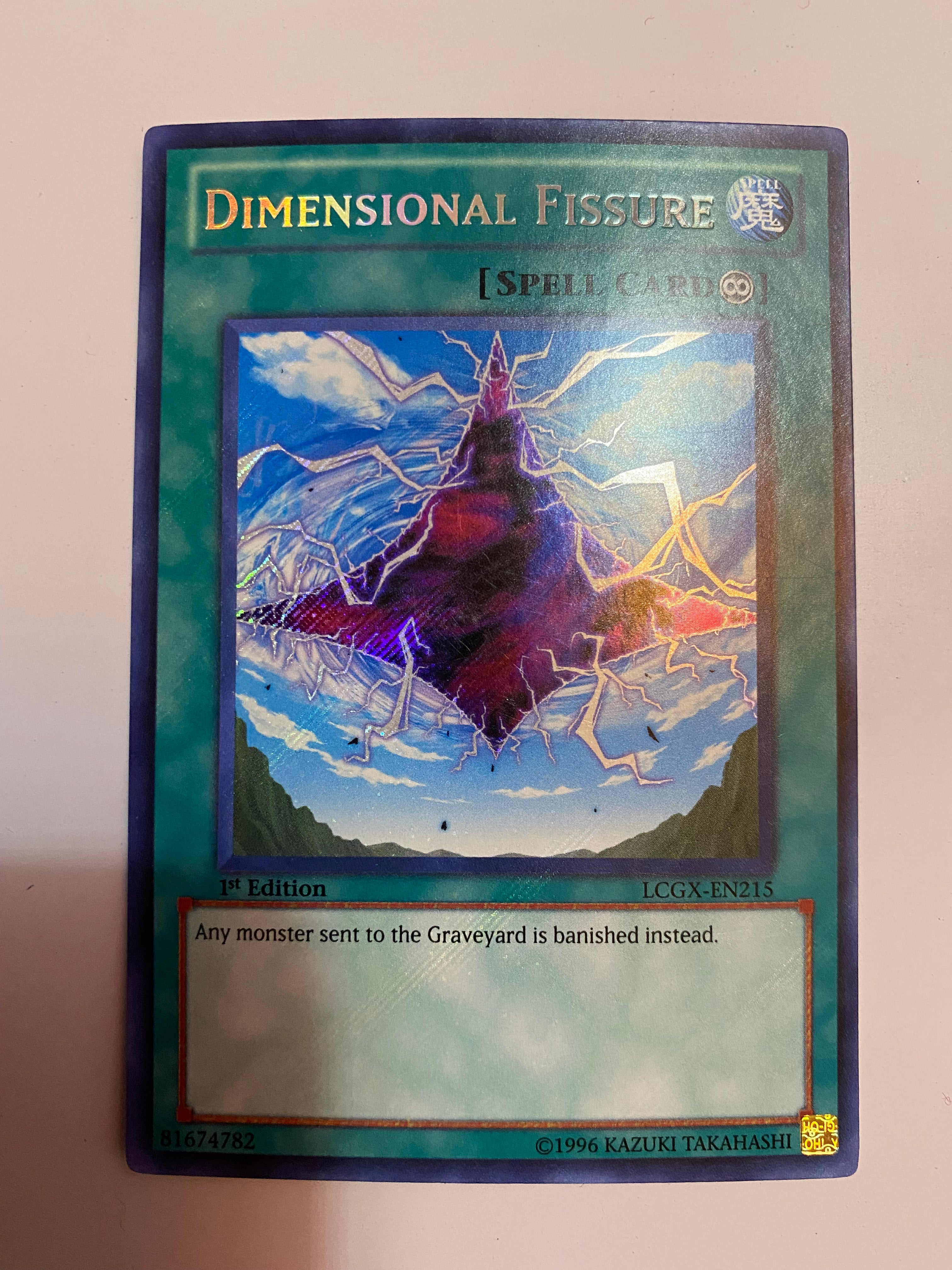 Yugioh Dimensional Fissure LCGX-EN215 Secret Rare 1st Edition Near Min