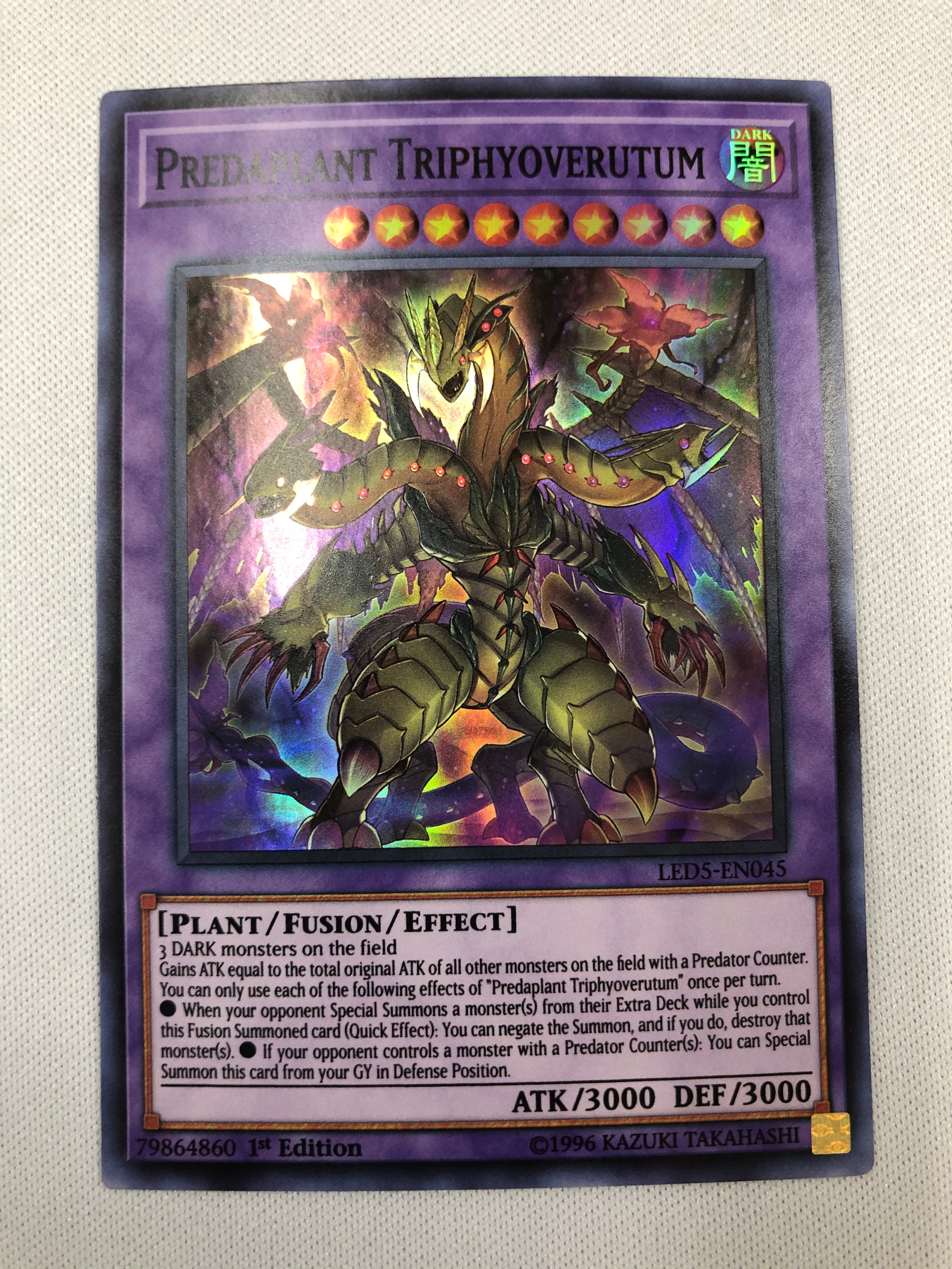 plant fusion monsters Yugioh Predaplant Triphyoverutum LED5-EN045 Super Rare 1st Edition Nea