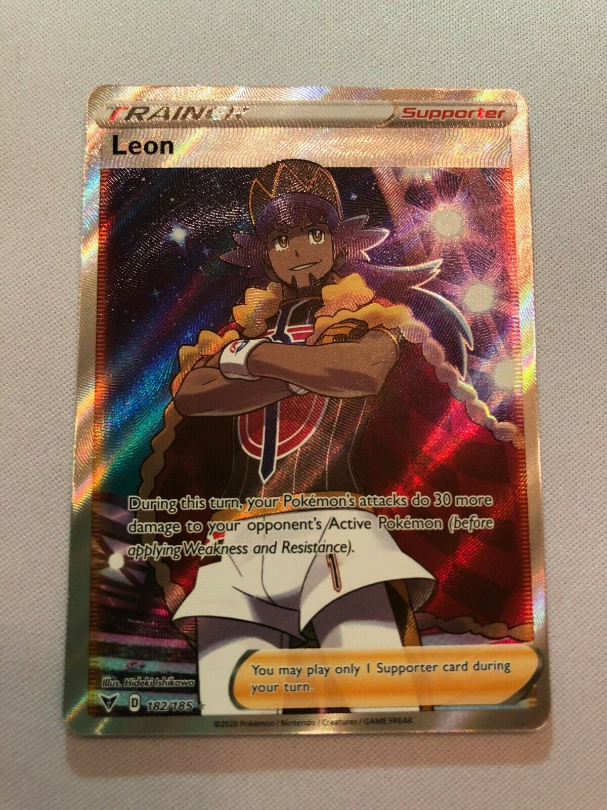 Leon 182/185 Full Art Trainer Ultra Rare Vivid Voltage Pokemon Card Ne