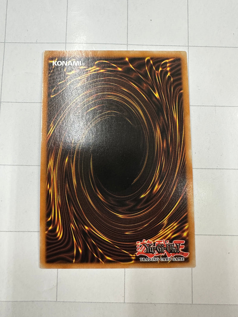 Lady Labrynth of the Silver Castle (Quarter Century Secret Rare) - Battles of Legend: Monstrous Revenge BLMR-EN104