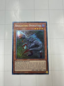 Souleating Oviraptor (CR) - Wild Survivors WISU-EN012