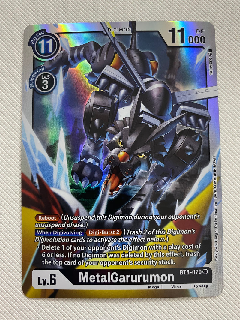 Digimon TCG MetalGarurumon  BT5-070 Holo Battle Of Omni Near Mint