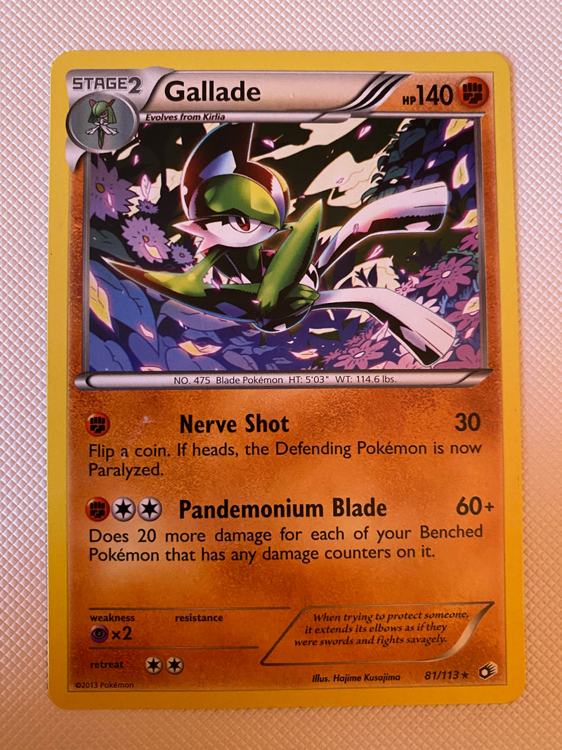 Gallade 81/113 Legendary Treasures  Rare Pokemon Card Near Mint
