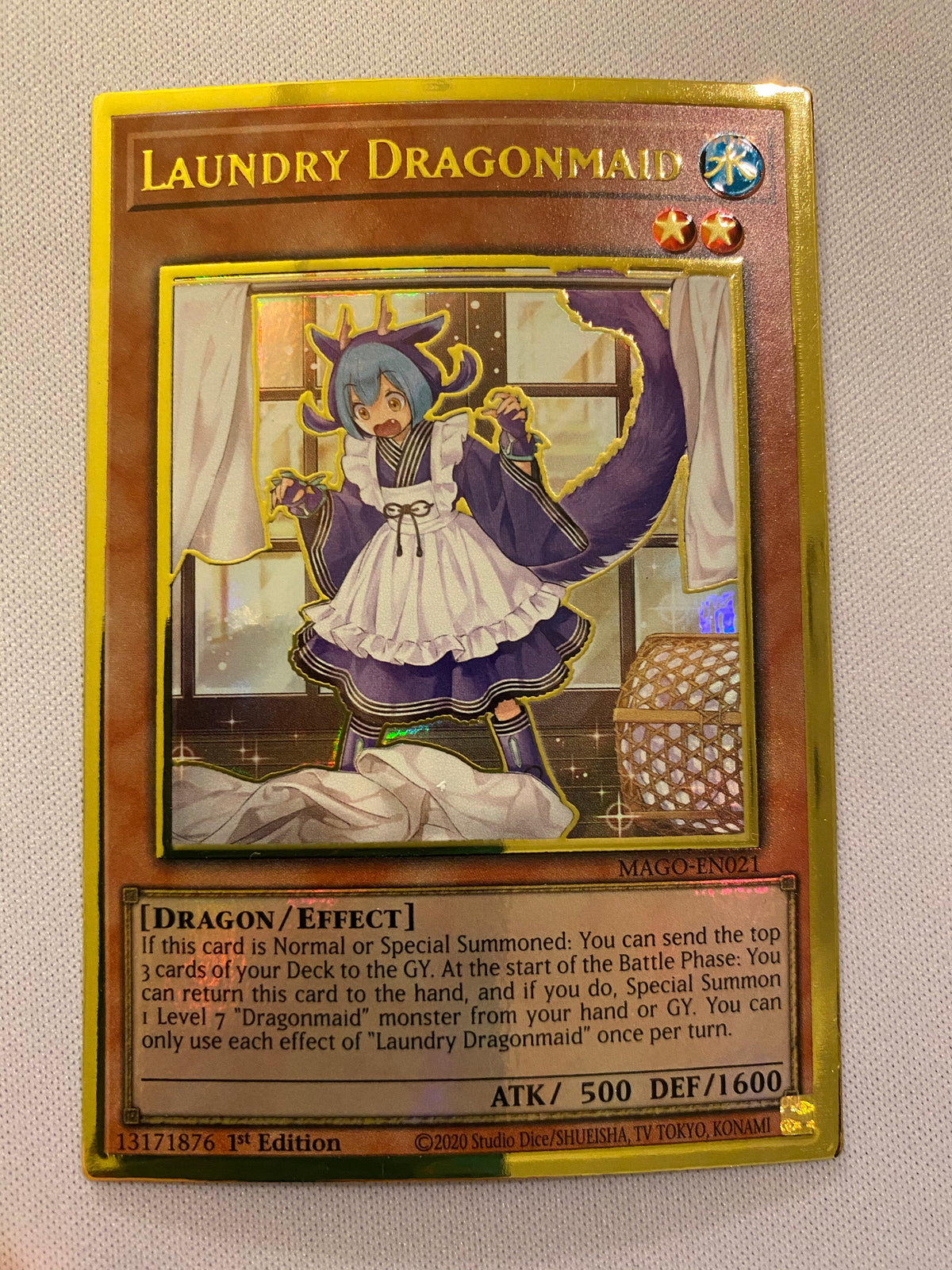 Yugioh Laundry Dragonmaid MAGO-EN021 1st Edition Gold Rare Near Mint Yugioh Laundry Dragonmaid MAGO-EN021 1st Edition Gold Rare Near Mint