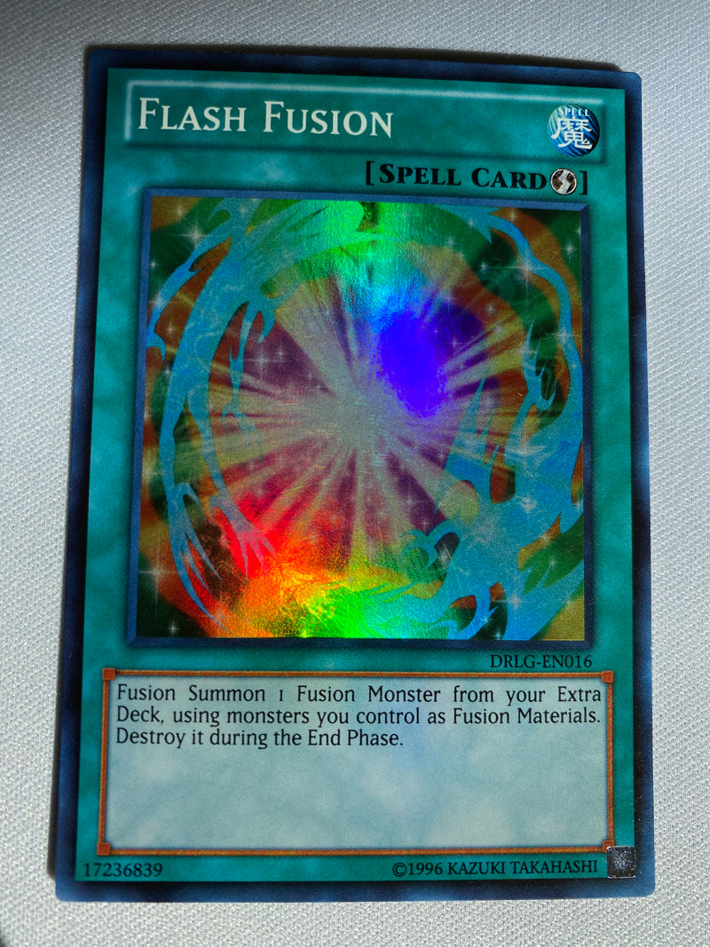 Yugioh Flash Fusion DRLG-EN016 1st Edition Super Rare Near Mint