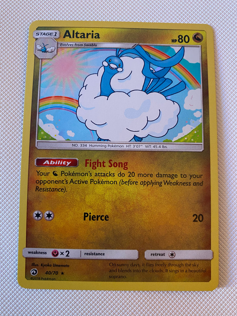 Altaria 40/70 Holo Rare Dragon Majesty Pokemon Card Near Mint Altaria 40/70 Holo Rare Dragon Majesty Pokemon Card Near Mint