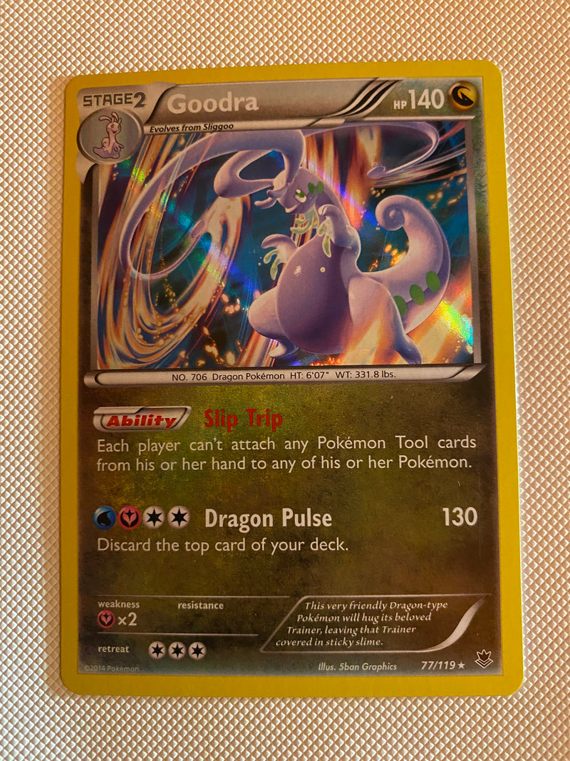 Goodra 77/119  Holo Rare  Pokemon Card  Phantom Forces Near Mint