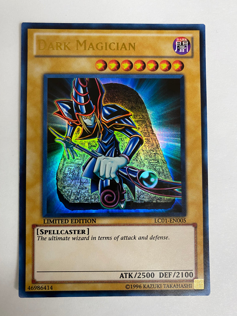 Yugioh Dark Magician LC01-EN005 Limited Ultra Rare Near Mint