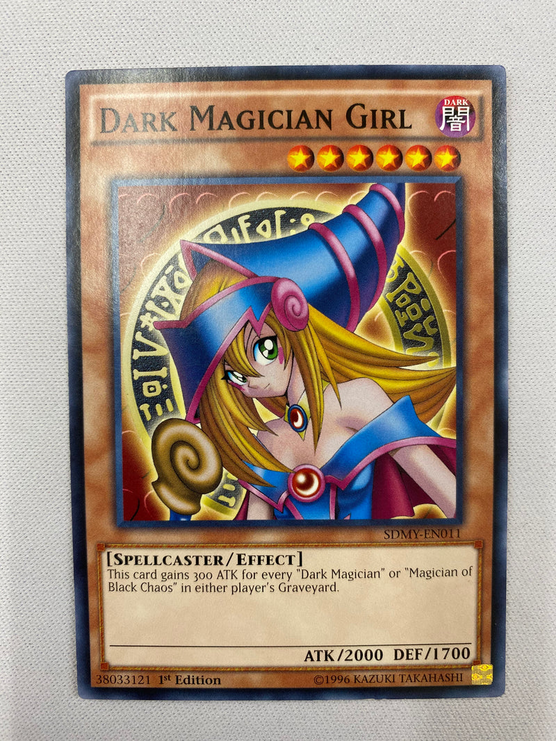 Yugioh Dark Magician Girl SDMY-EN011  Common 1st Edition NM