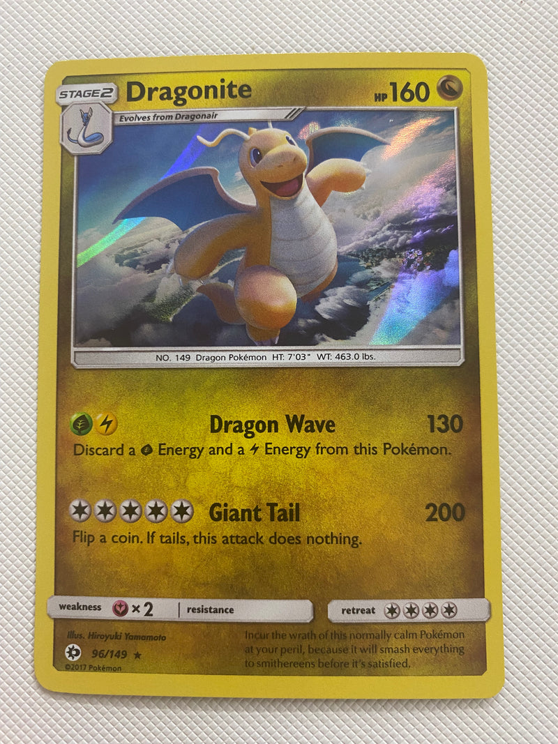 Dragonite 96/149 Sun & Moon Cosmos Holo Rare Pokemon Card Near Mint