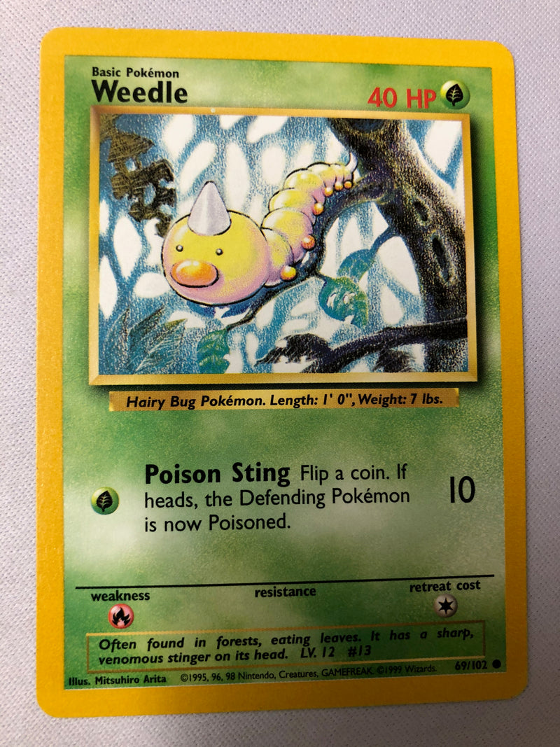 Weedle 69/102 Base Set Unlimited Edition Common Near Mint