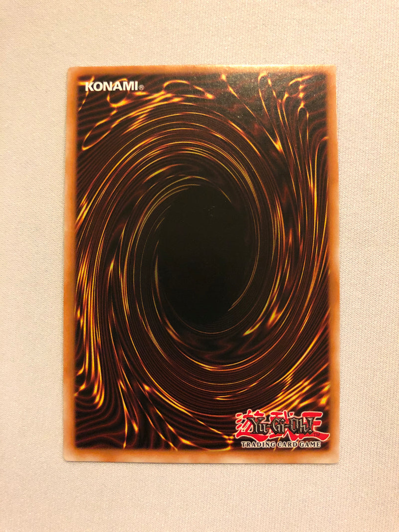 Yugioh Dark Magician Girl LCYW-EN022 Secret Rare Unlimited Edition Mint/Near Mint