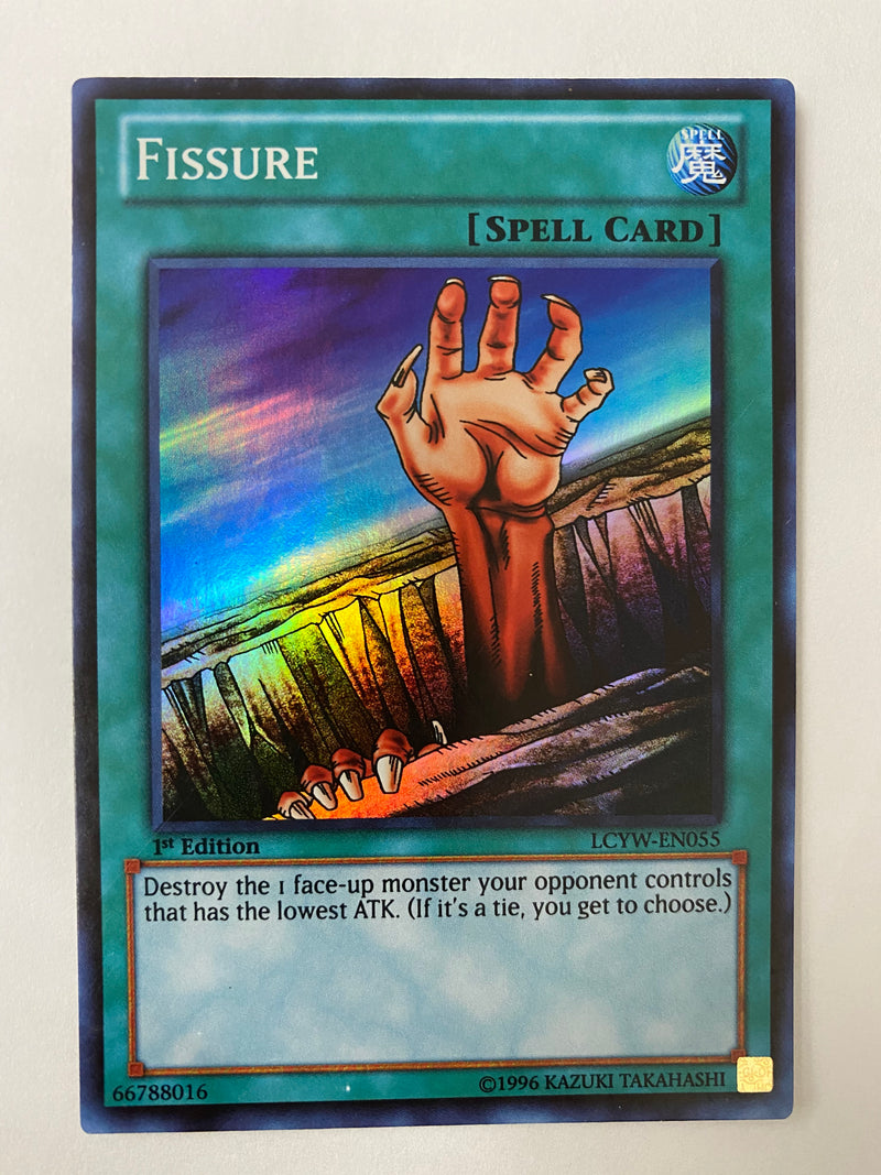 Yugioh Fissure LCYW-EN055 1st  Edition Super Rare Near Mint