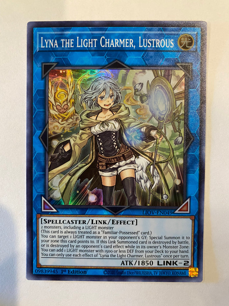 Yugioh Lyna the Light Charmer, Lustrous  LIOV-EN049  Super Rare  1st Edition NM