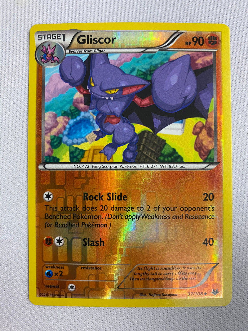 Gliscor 37/108 Roaring Skies Reverse Holo Pokemon Card  Near Mint