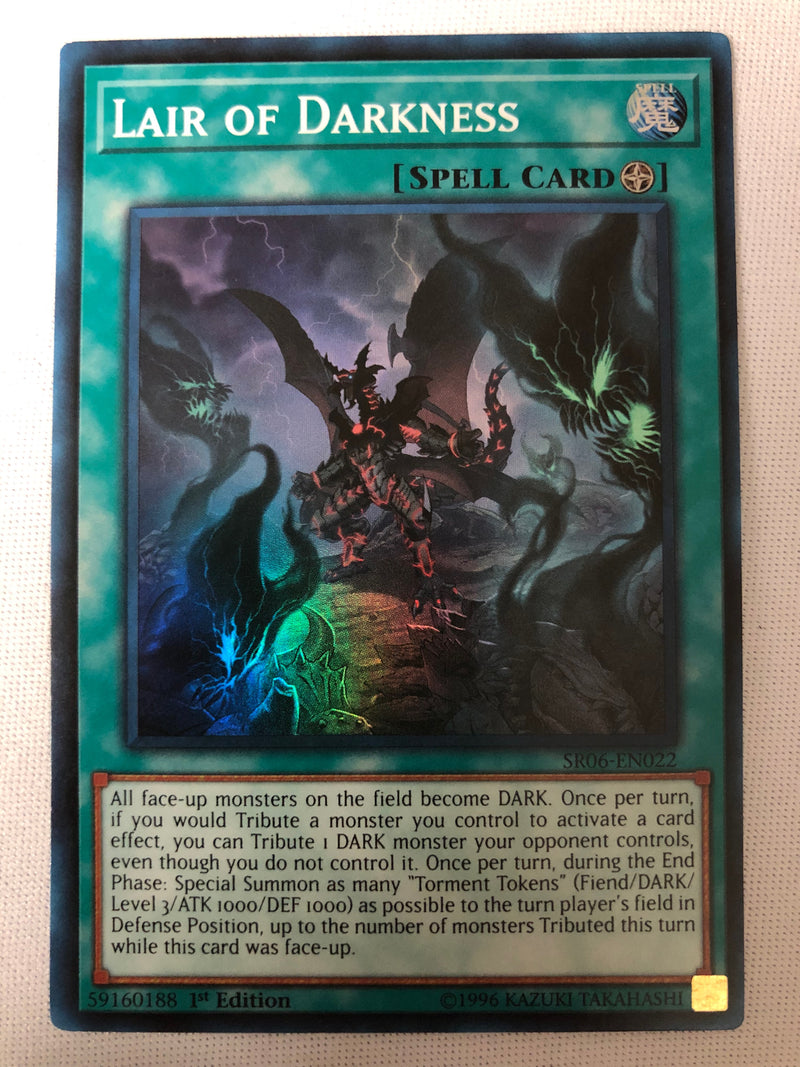 Yugioh Lair of Darkness SR06-EN022 Super Rare 1st Edition Near Mint Yugioh Lair of Darkness SR06-EN022 Super Rare 1st Edition Near Mint