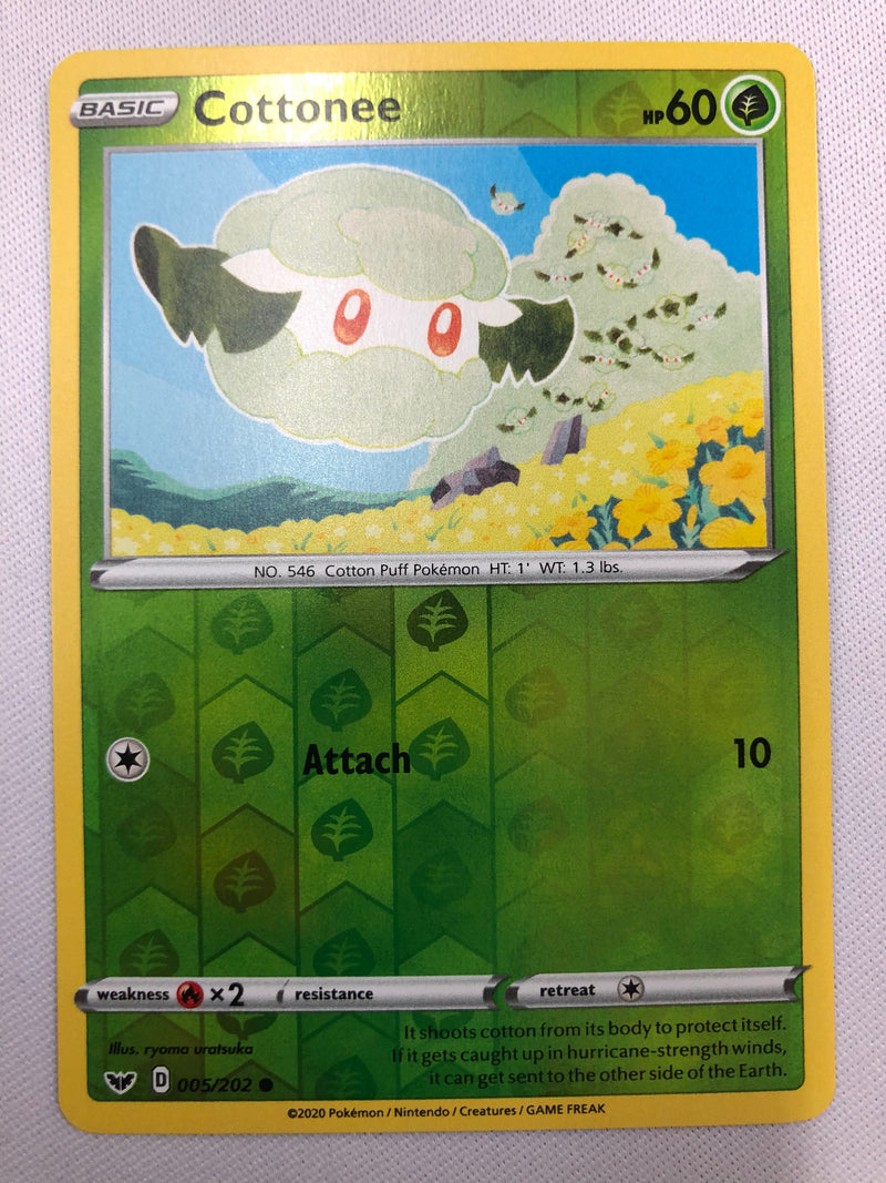 Cottonee 005/202 Sword & Shield Reverse Holo Pokemon Card Near Mint