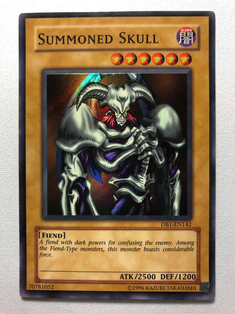 Yugioh Summoned Skull DB1-EN142 Super Rare Near Mint